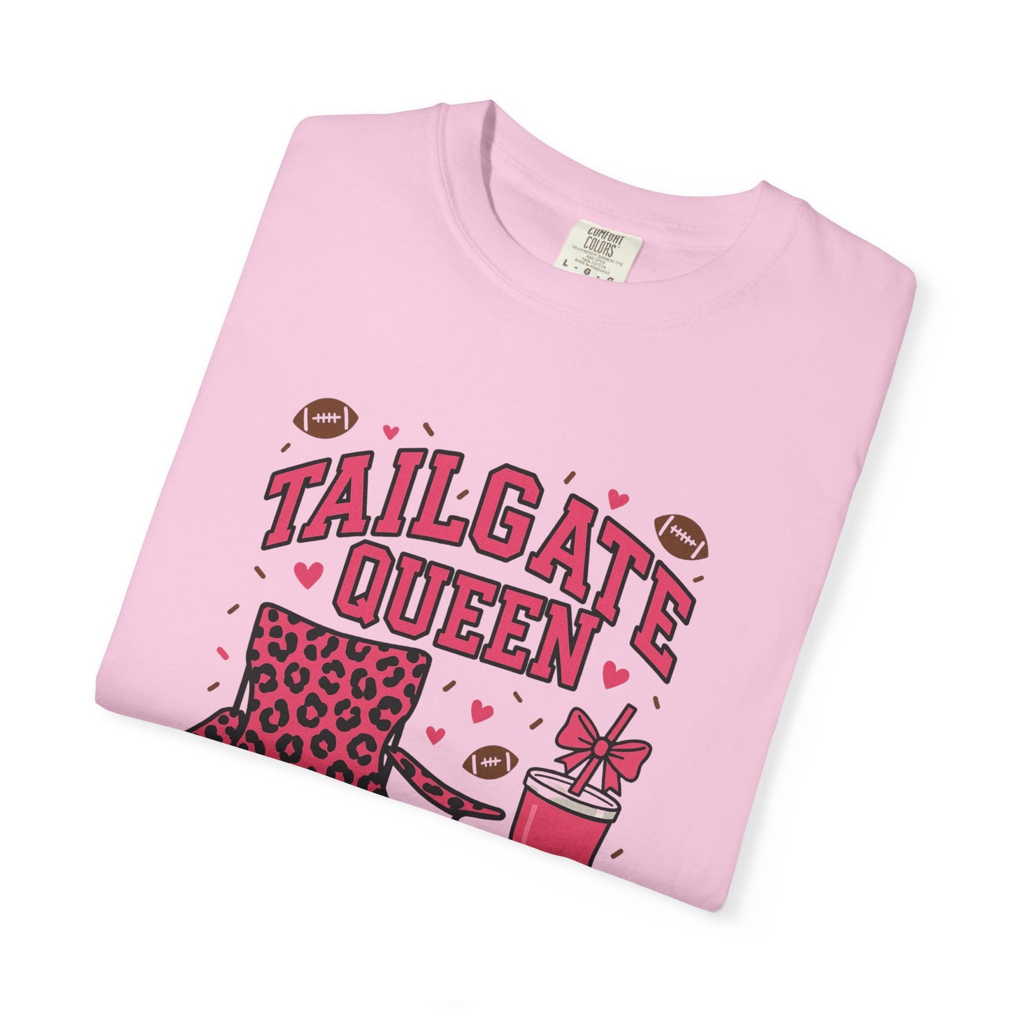 Tailgate Queen Football Graphic T-Shirt (Comfort Colors) - Size: S-3XL