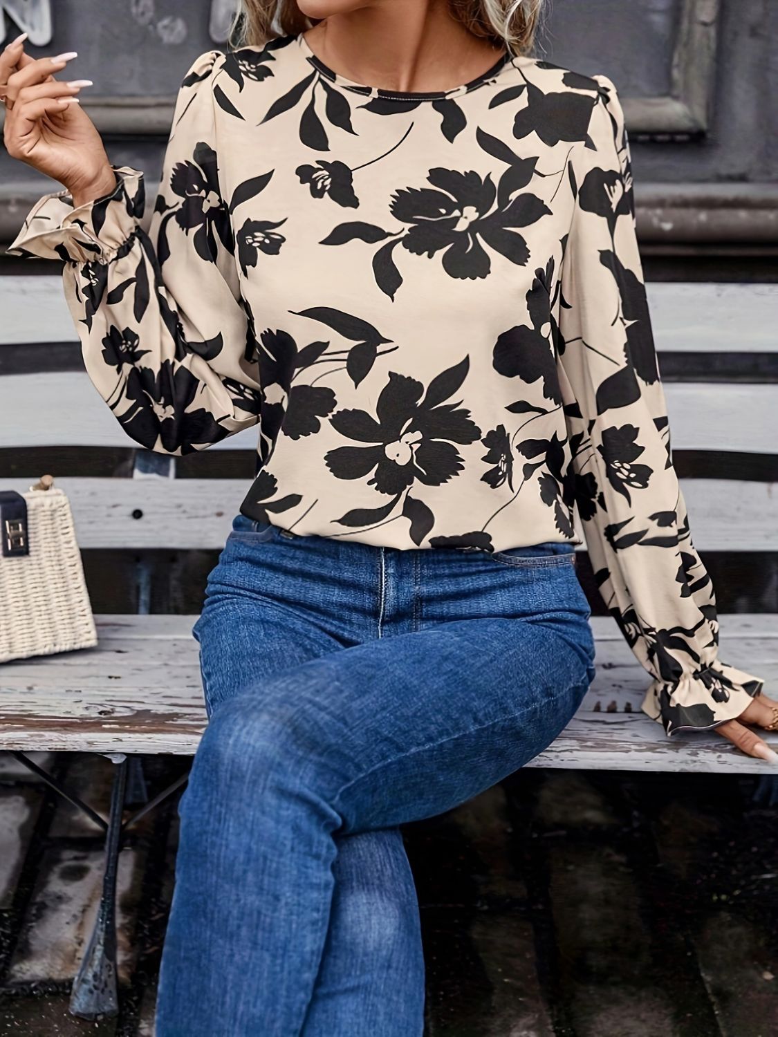 Bow Back Printed Round Neck Flounce Sleeve Blouse - Size: S-2XL