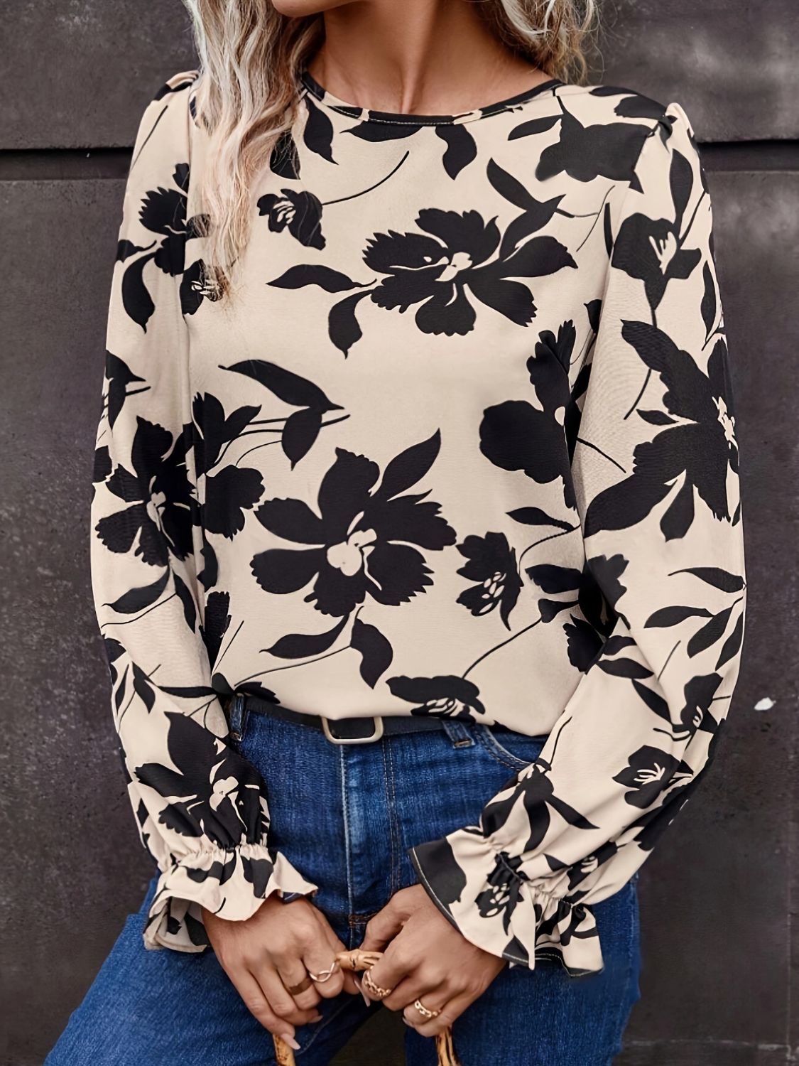 Bow Back Printed Round Neck Flounce Sleeve Blouse - Size: S-2XL