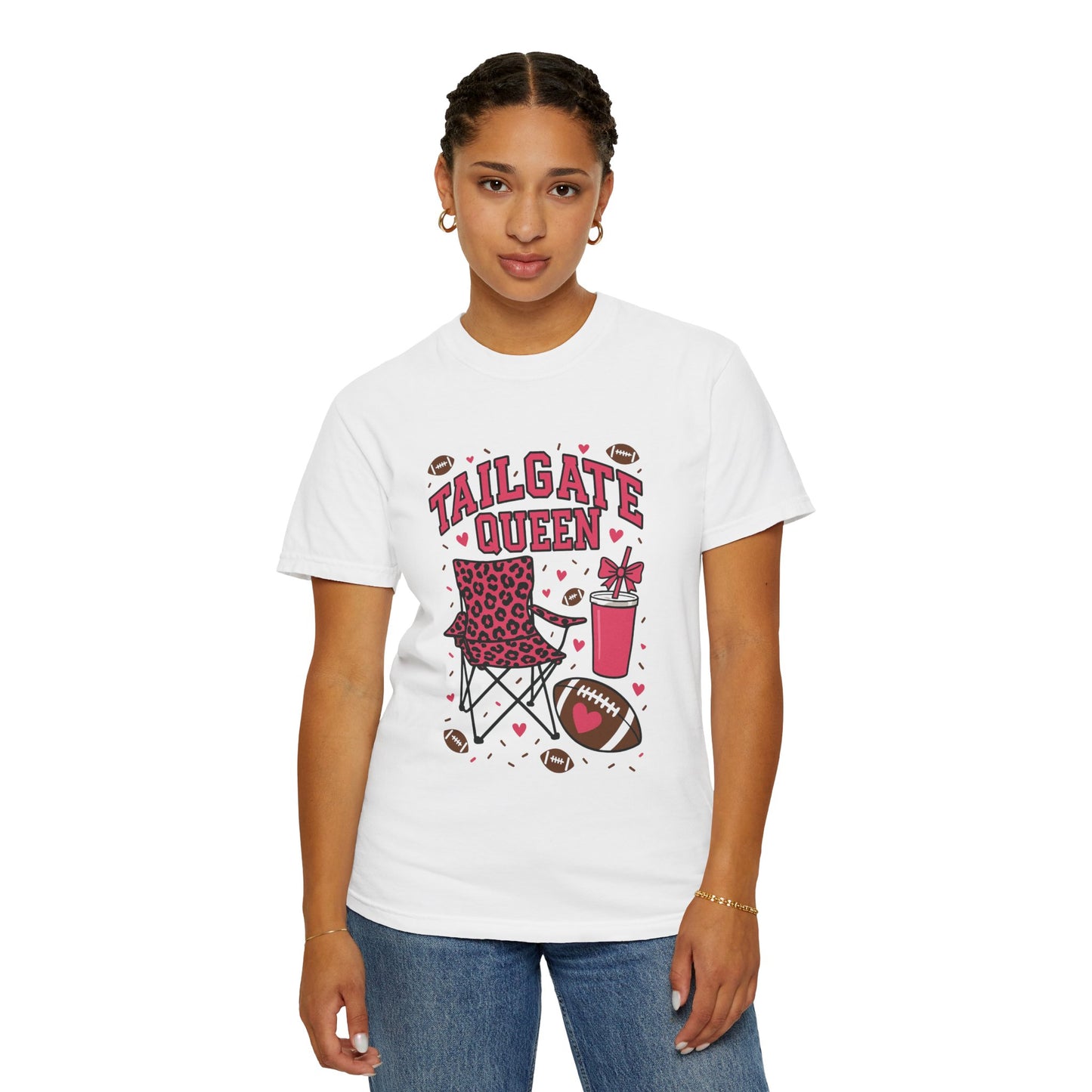 Tailgate Queen Football Graphic T-Shirt (Comfort Colors) - Size: S-3XL