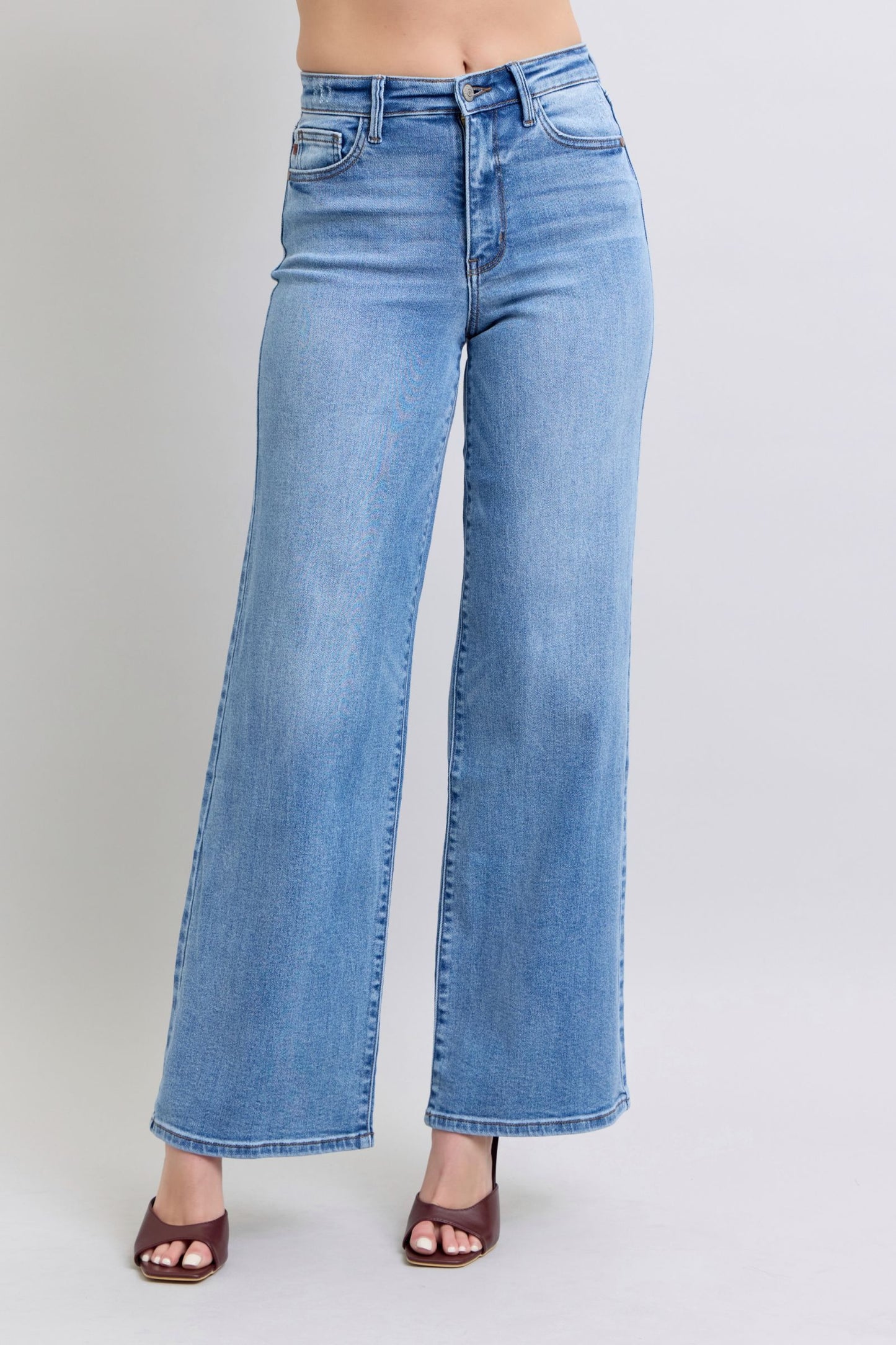 Judy Blue - Wide Leg Jeans with Pockets - Size: 0-24W
