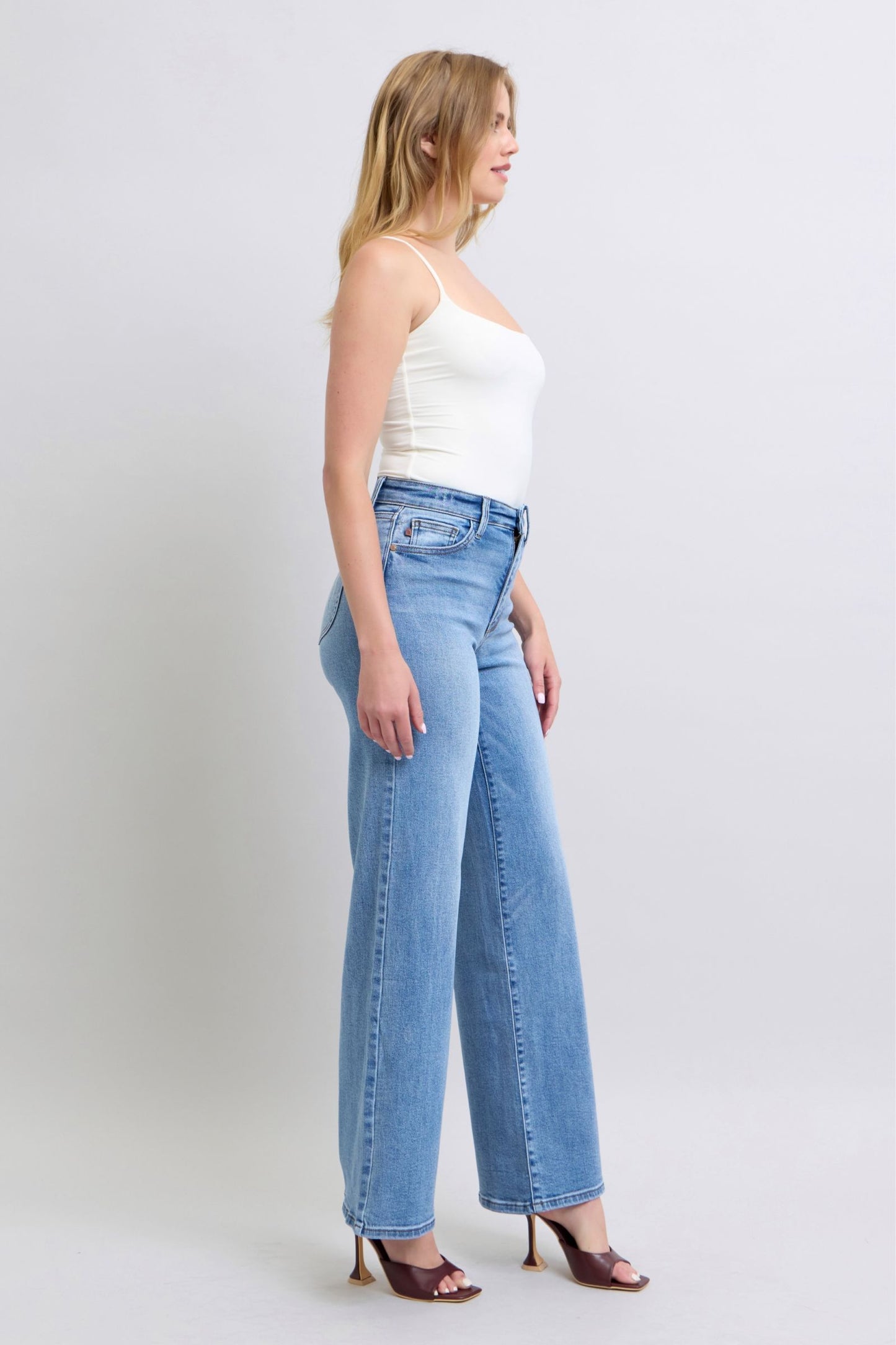 Judy Blue - Wide Leg Jeans with Pockets - Size: 0-24W