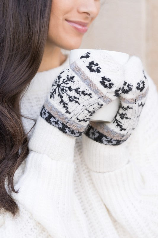 Nordic Snowflake Mittens