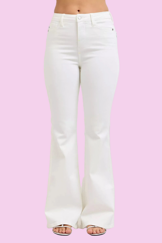 Judy Blue - White High-Waisted Tummy Control Flare Jeans - Size: 0-15