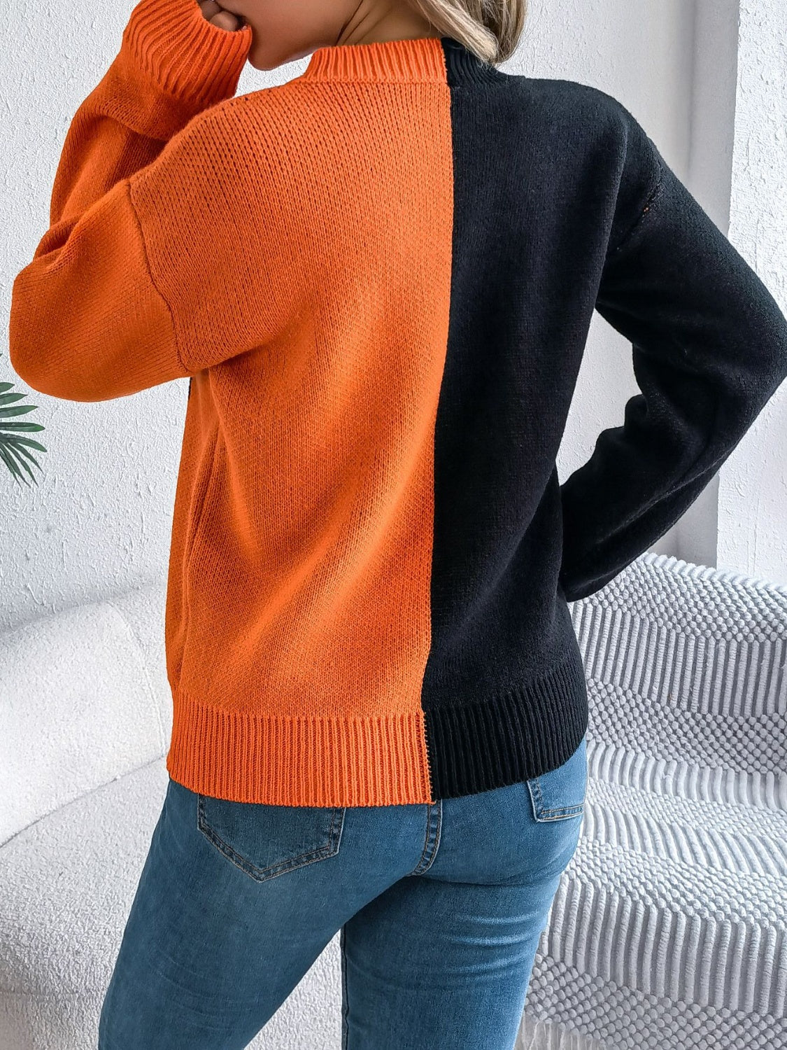 Jack-o'-lantern - Contrast Round Neck Long Sleeve Sweater - Halloween Collection