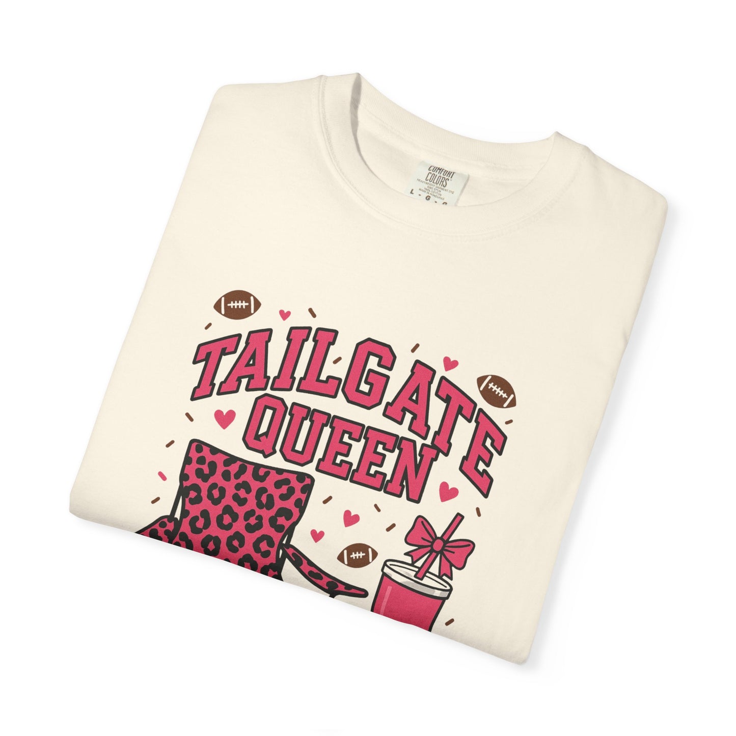 Tailgate Queen Football Graphic T-Shirt (Comfort Colors) - Size: S-3XL
