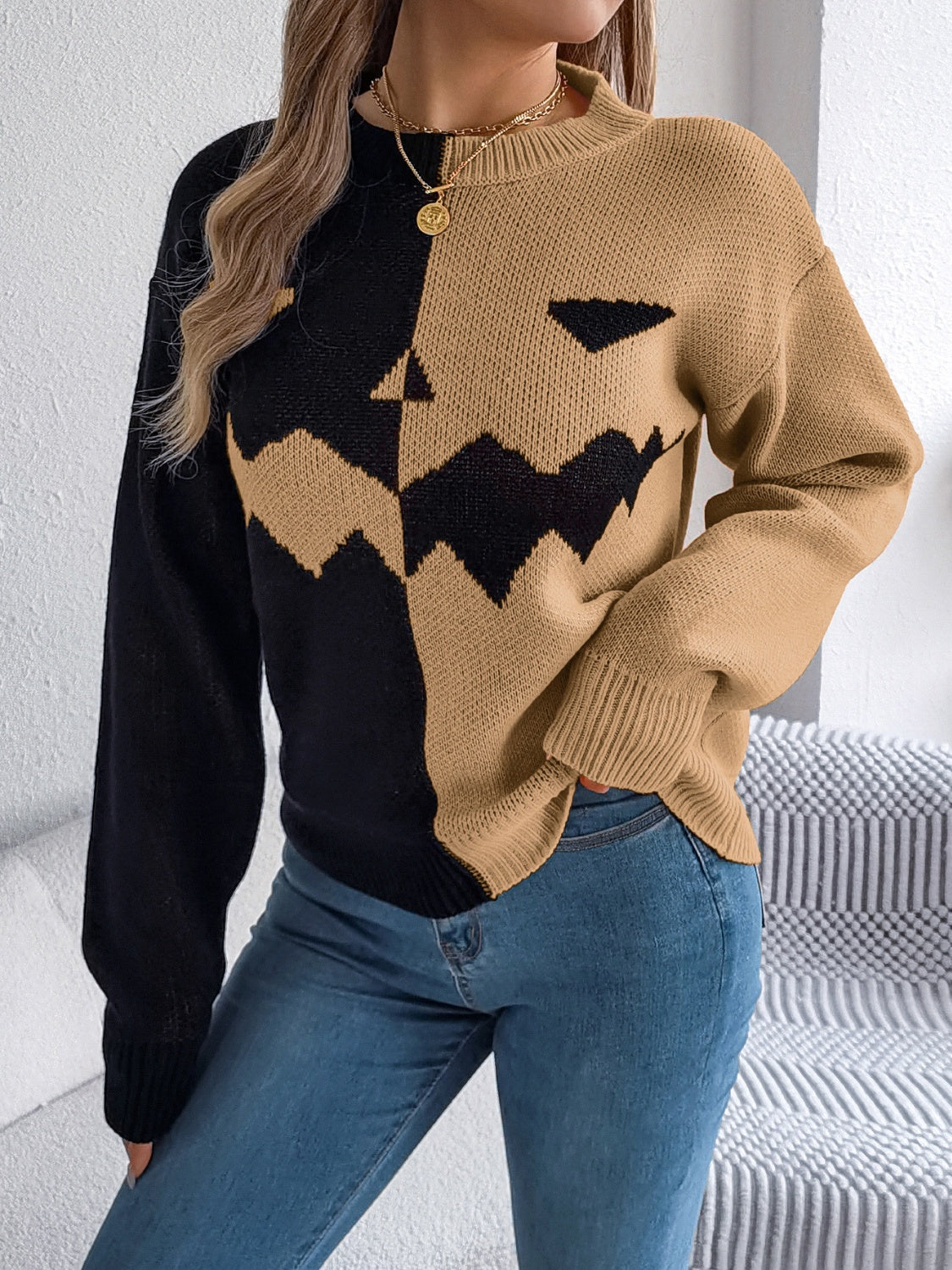 Jack-o'-lantern - Contrast Round Neck Long Sleeve Sweater - Halloween Collection