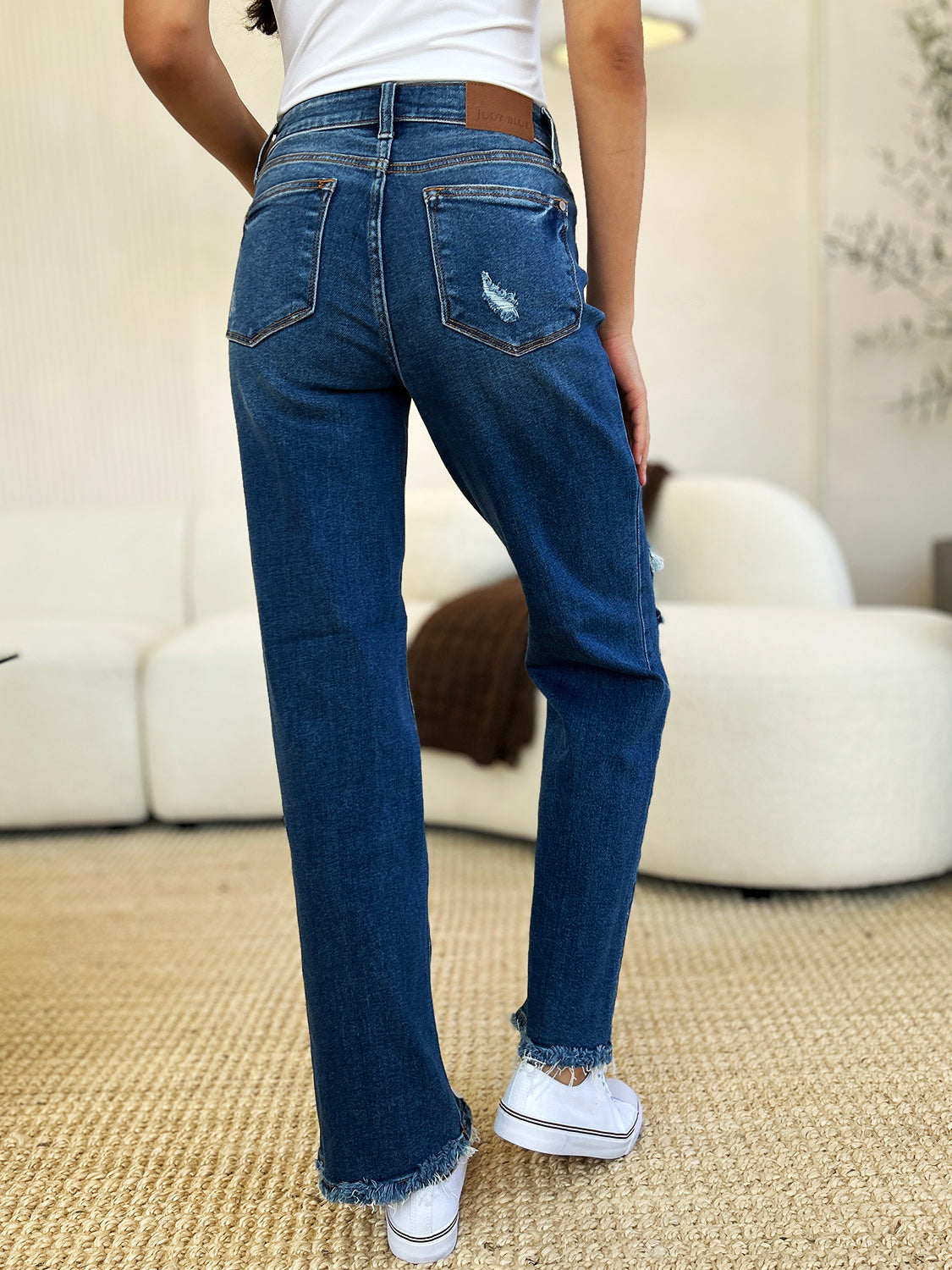 Judy Blue - Mid Rise Distressed Raw Hem Jeans - Size: 3-24W