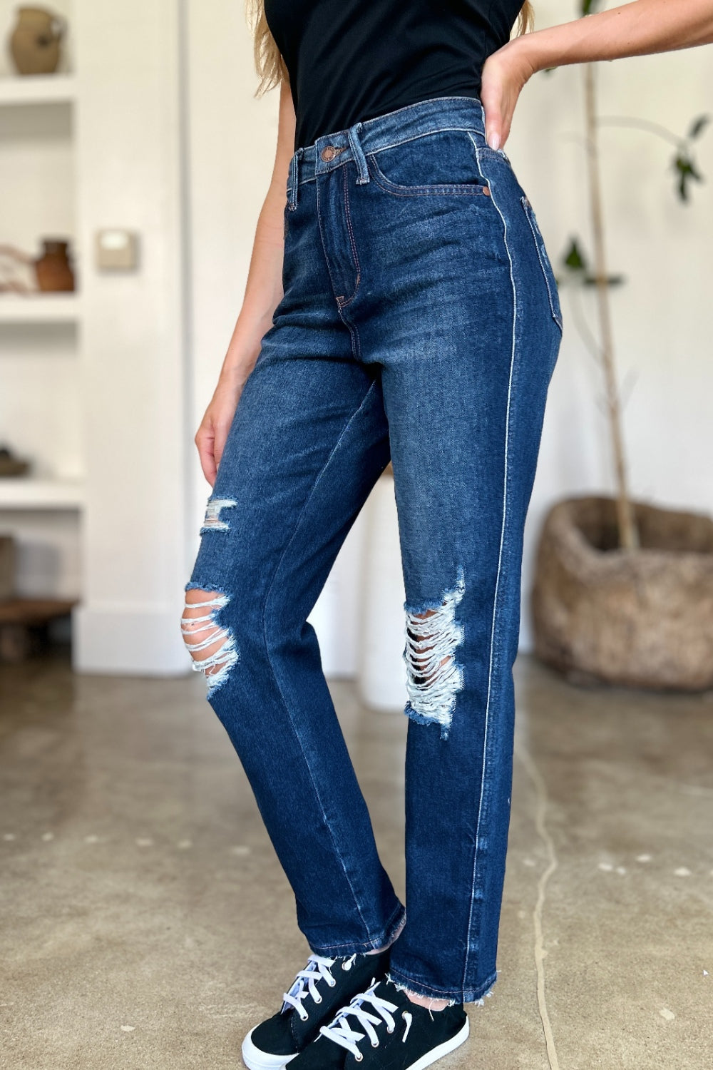 Judy Blue - High Waist Rigid Magic Heavy Destroy Straight Jeans - Size: 0-24W