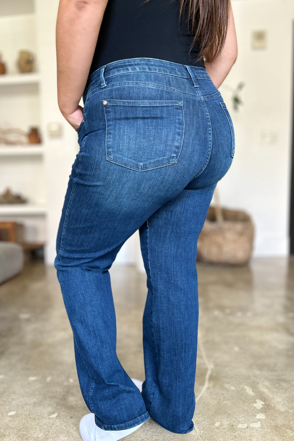 Judy Blue - Tummy Control Straight Jeans - Size: 0-24W