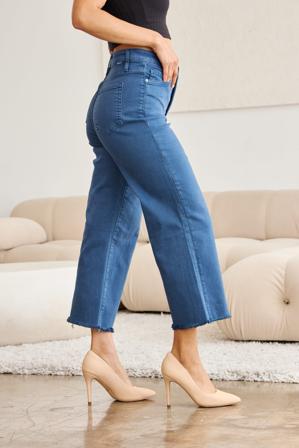 RFM - Crop Chloe Tummy Control High Waist Raw Hem Jeans - Reg & Plus Eize