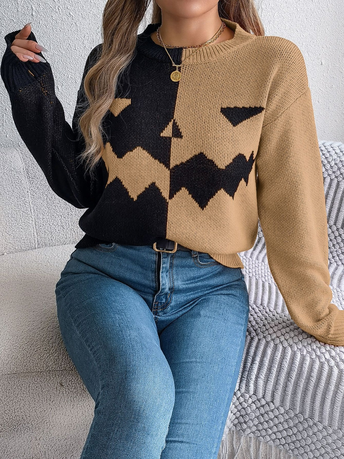 Jack-o'-lantern - Contrast Round Neck Long Sleeve Sweater - Halloween Collection