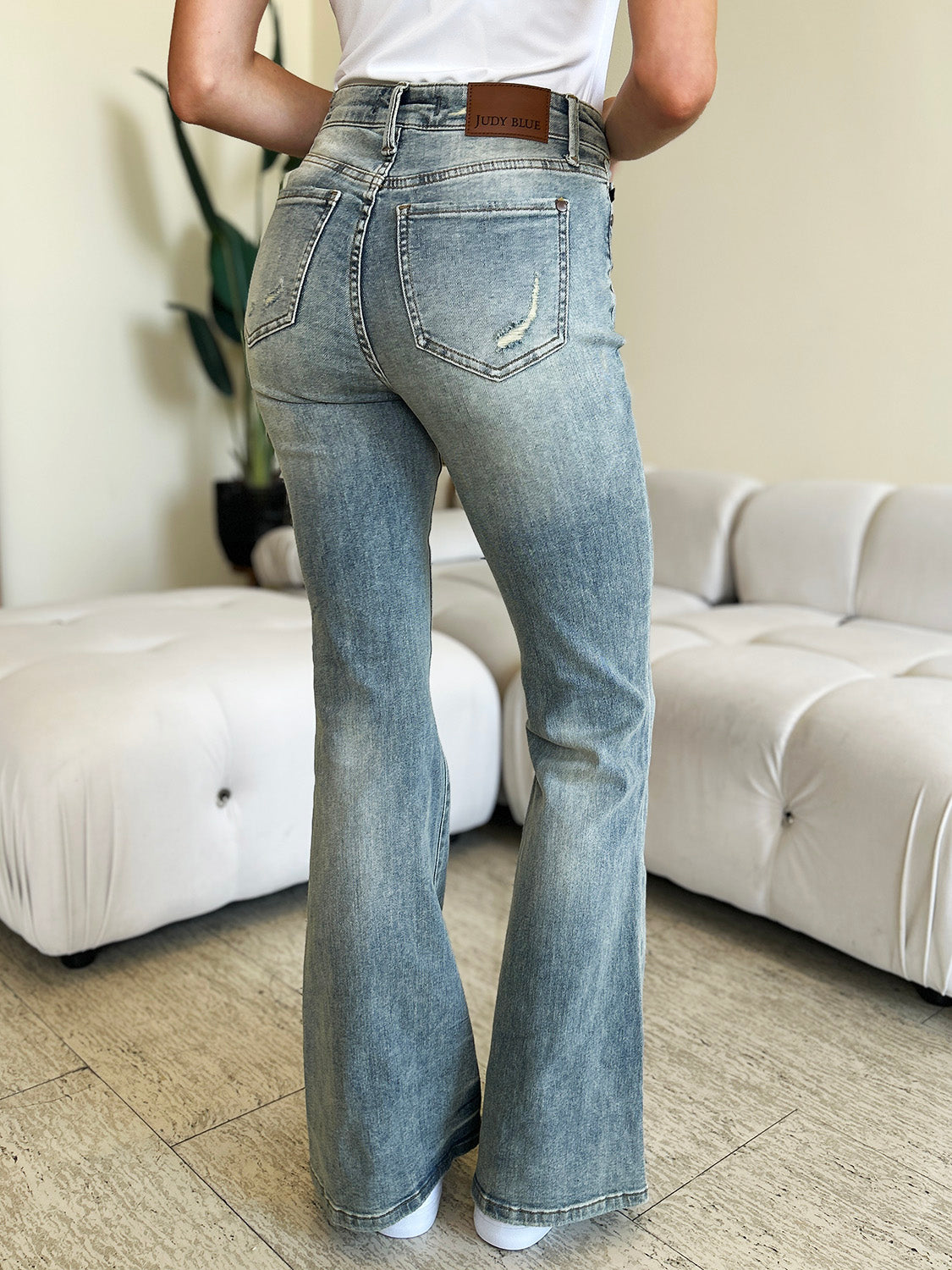 Judy Blue - Mid Rise Flare Jeans - Size: 0-24W