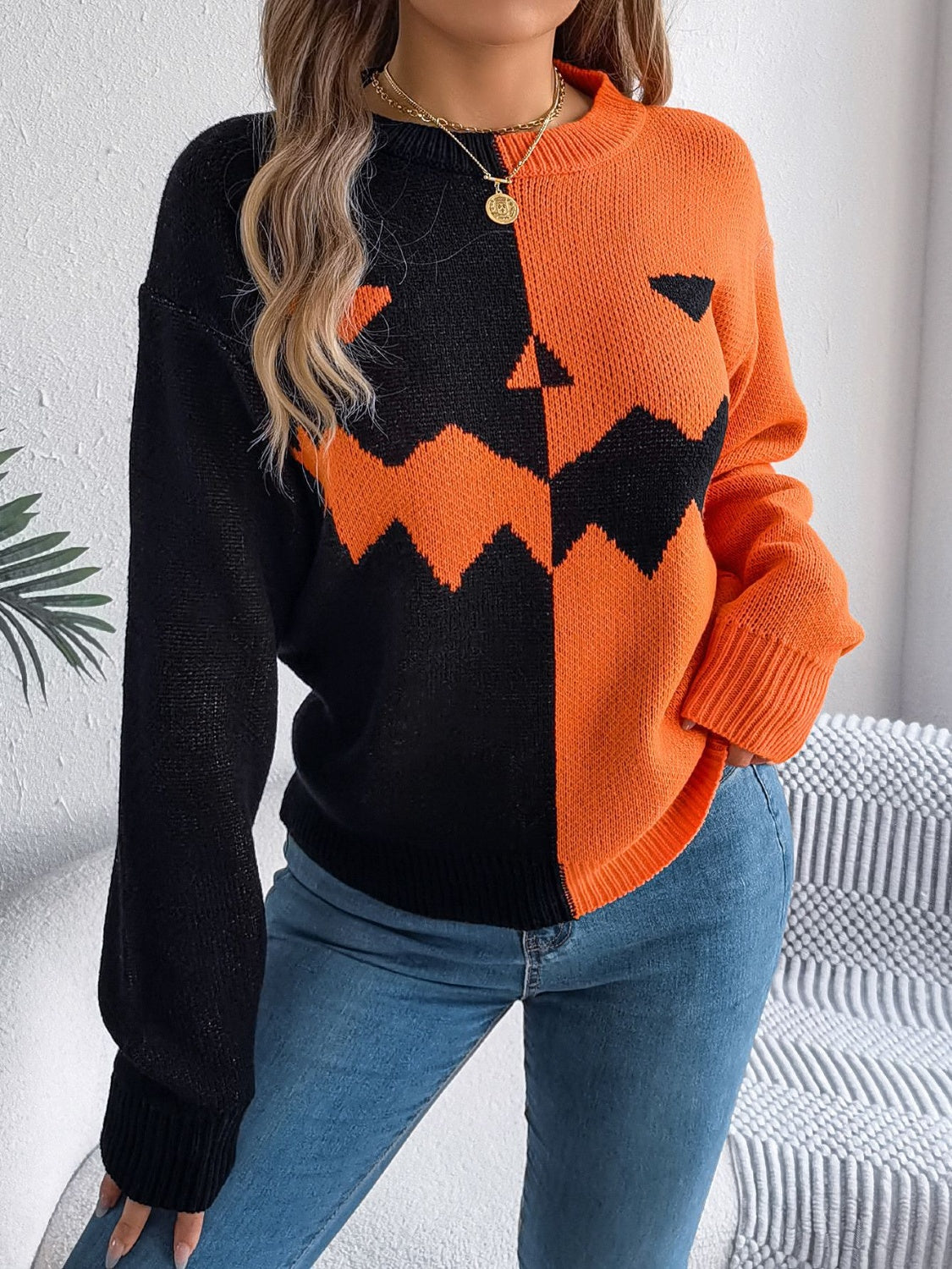 Jack-o'-lantern - Contrast Round Neck Long Sleeve Sweater - Halloween Collection