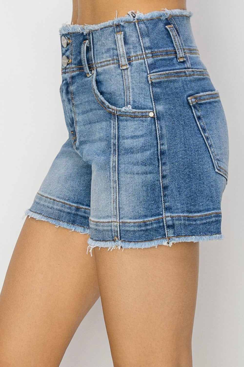 RISEN - High Rise Seam Detailed Raw Edge Denim Shorts