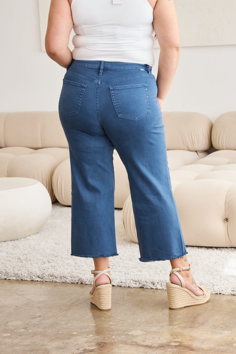 RFM - Crop Chloe Tummy Control High Waist Raw Hem Jeans - Reg & Plus Eize