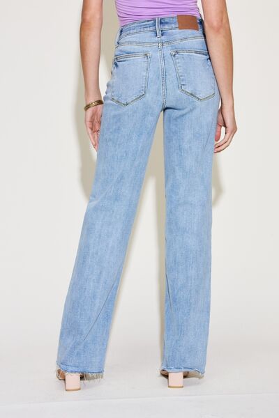 Judy Blue - V Front Waistband Straight Jeans - Size: 3-24W